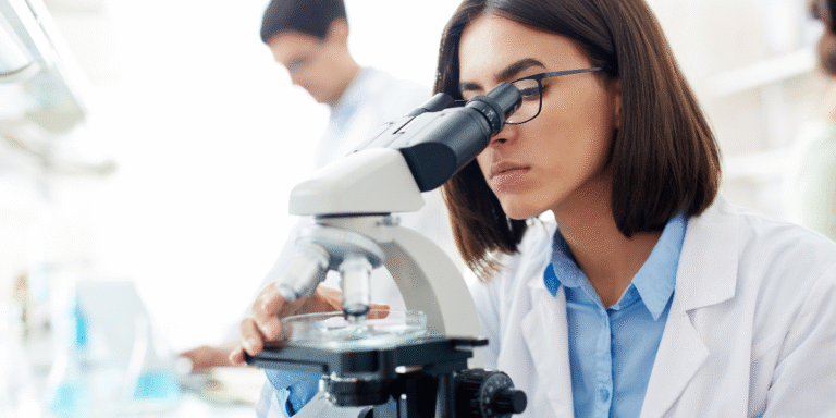 The Role of Hands-On Training in Pharma and Medical Education