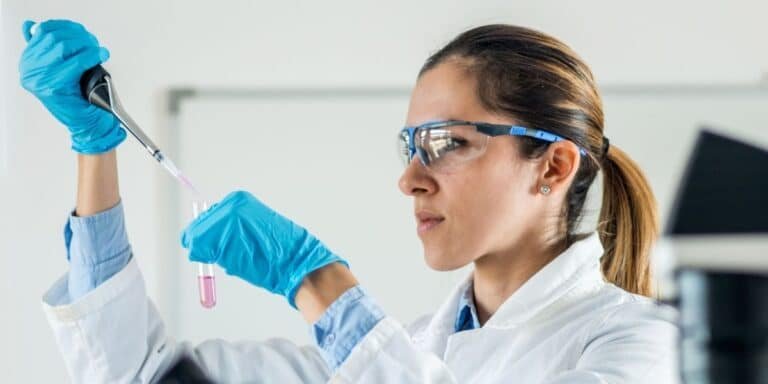 A Day in the Life: What Does a Medical Lab Technician Actually Do?