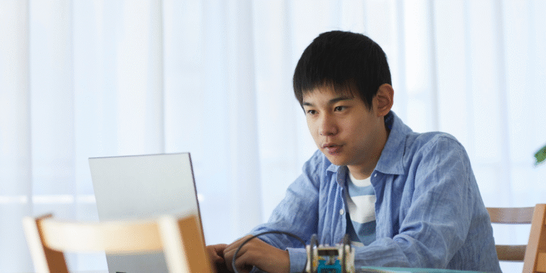 Top Benefits of Studying Healthcare Programs in Canada